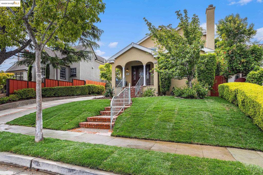 Burlingame, CA 94010,1415 Vancouver Ave