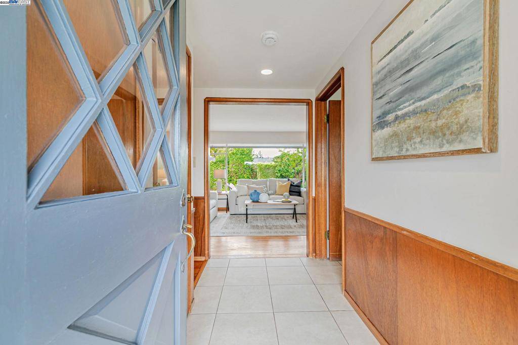 Fremont, CA 94536,38426 Kimbro St