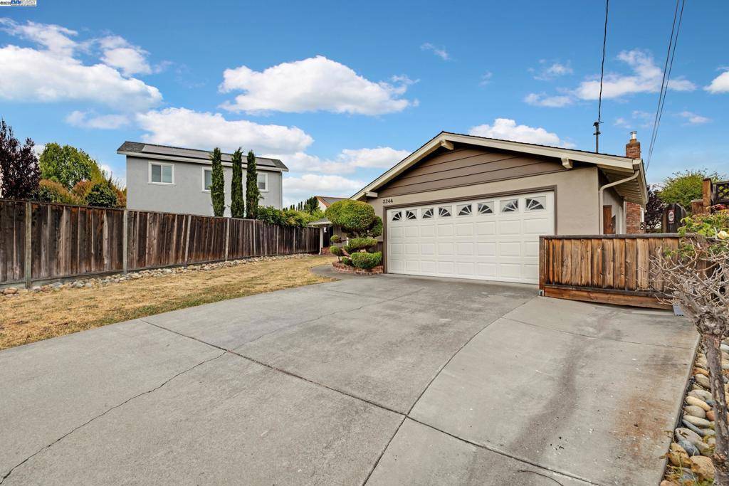 Castro Valley, CA 94546,3244 Barrett Ct