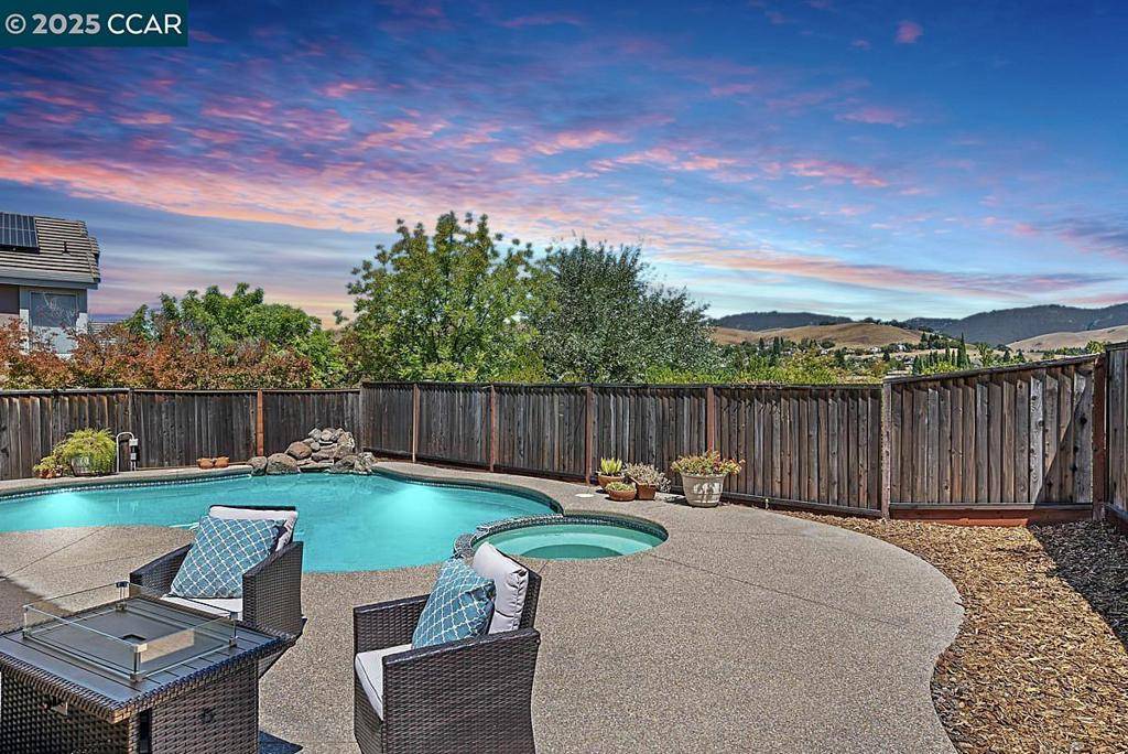 Danville, CA 94506,252 Jasmine Way
