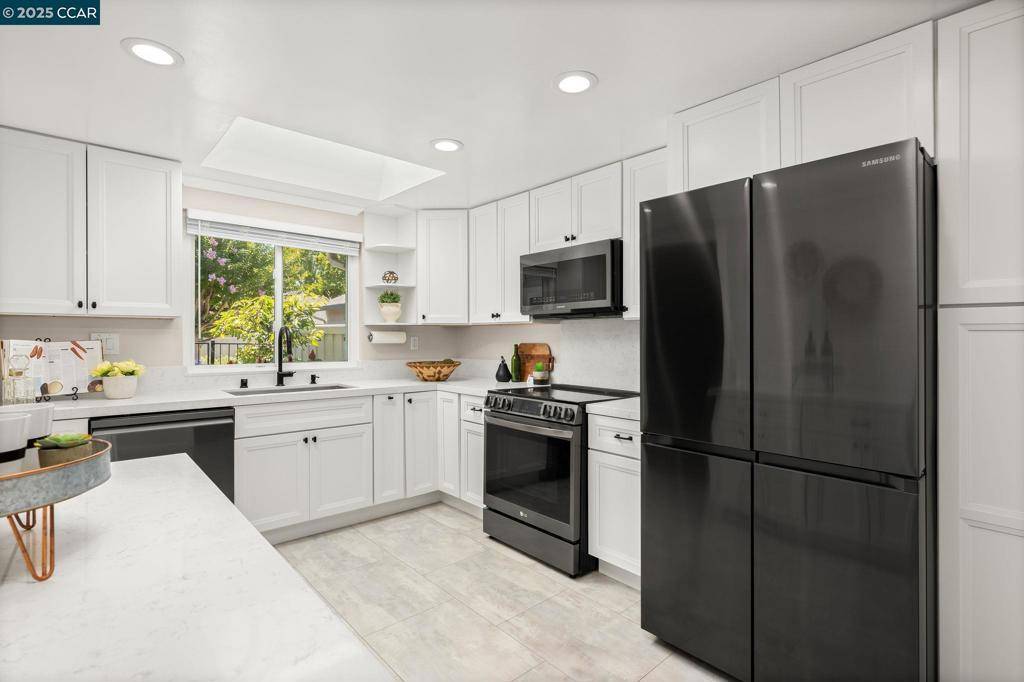 Walnut Creek, CA 94598,642 La Corso Dr