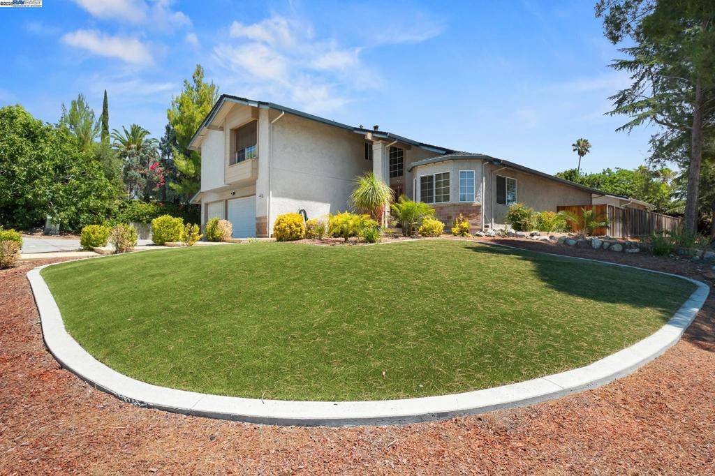 San Jose, CA 95111,4996 Eberly Dr