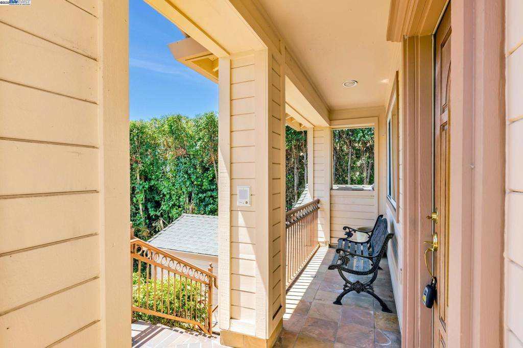 San Leandro, CA 94578-1355,2230 Sol St.
