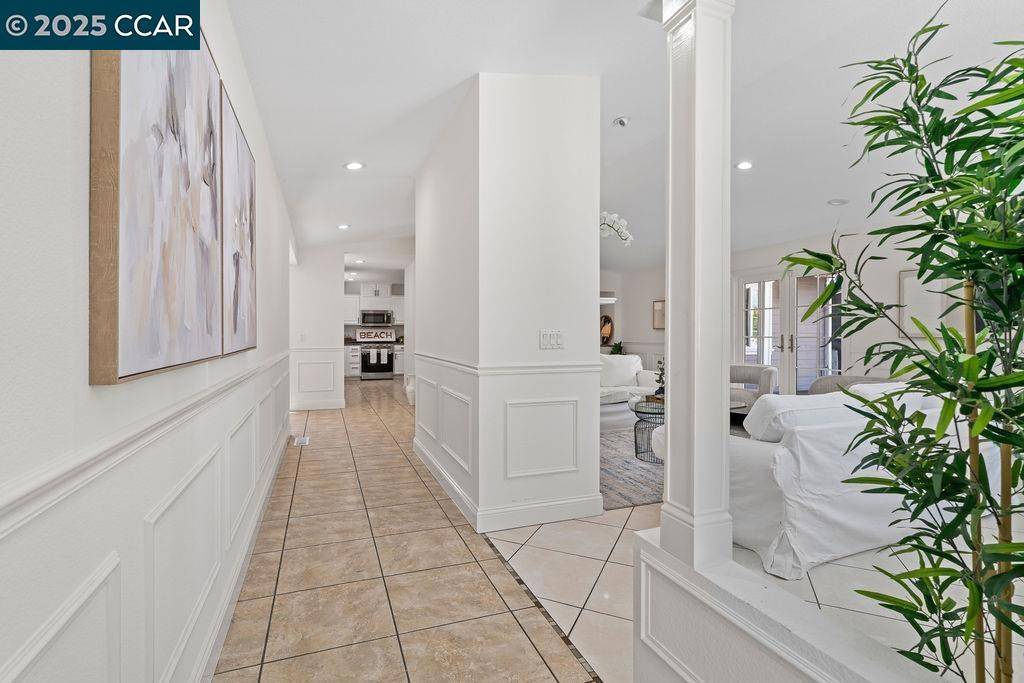 Walnut Creek, CA 94596,11 Rudgear Dr