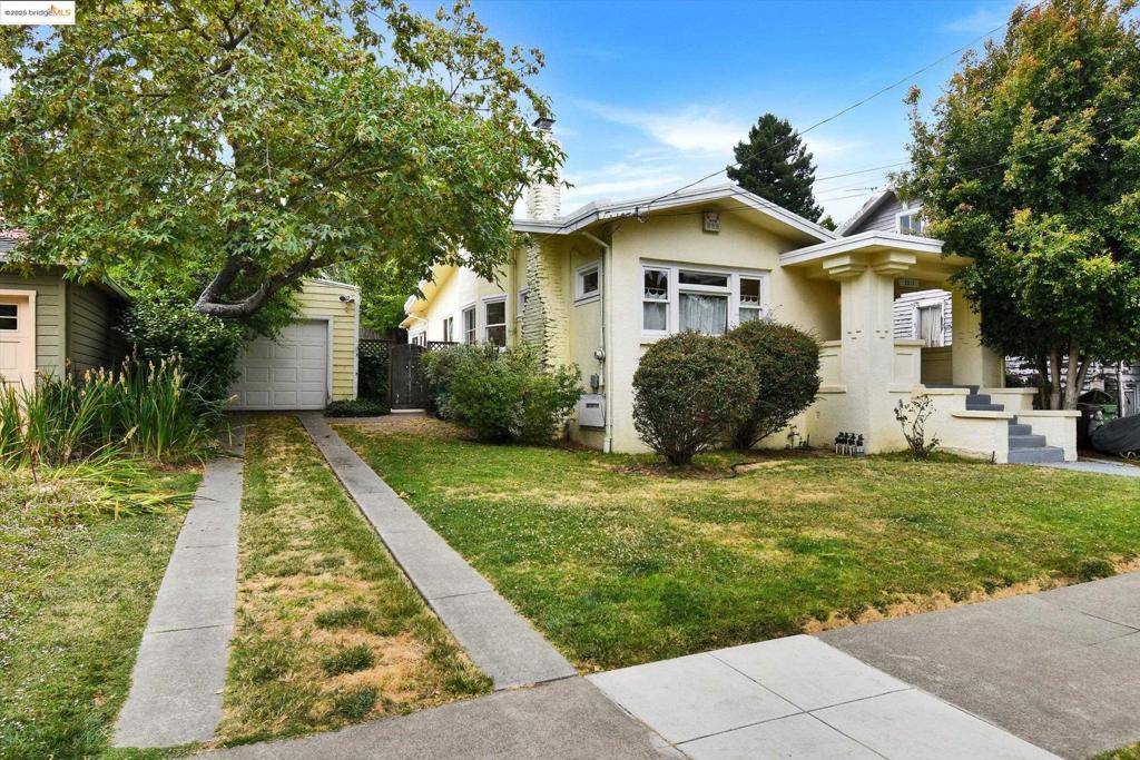Oakland, CA 94602,3817 Woodruff Ave