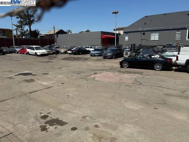 Alameda, CA 94501,1825 Park St