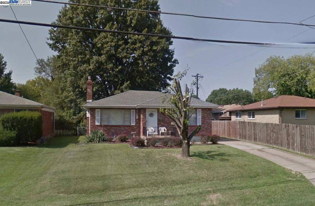 Brentwood, MO 63123,3928 Weber Rd