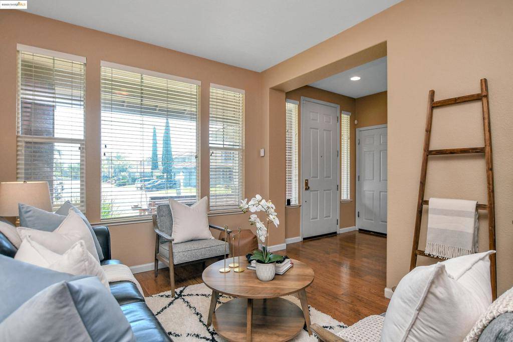 Discovery Bay, CA 94505,274 Cumberland Way