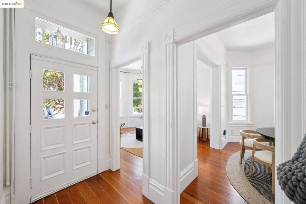 Oakland, CA 94611,3116 Harrison St