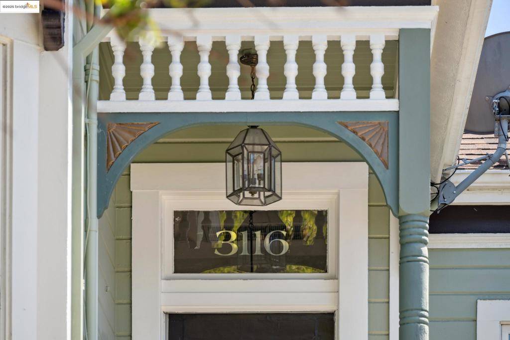 Oakland, CA 94611,3116 Harrison St