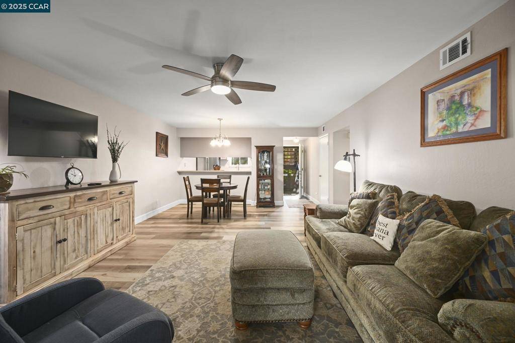 Pleasant Hill, CA 94523,8112 Camelback Pl