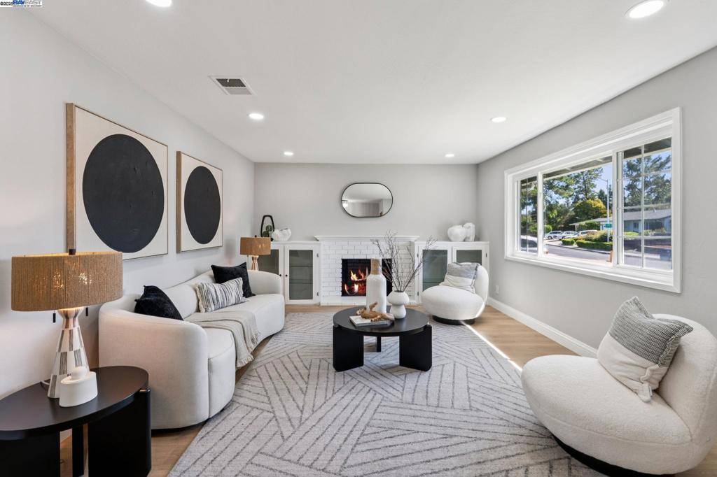 San Ramon, CA 94583,9746 Broadmoor Dr
