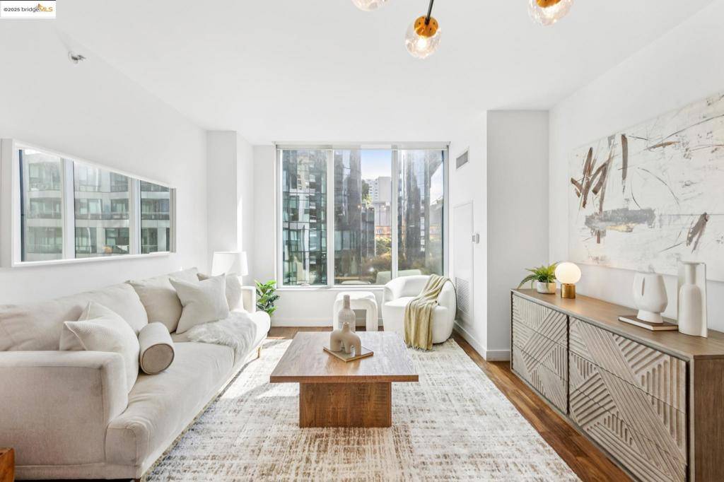 San Francisco, CA 94105,333 MAIN #7B
