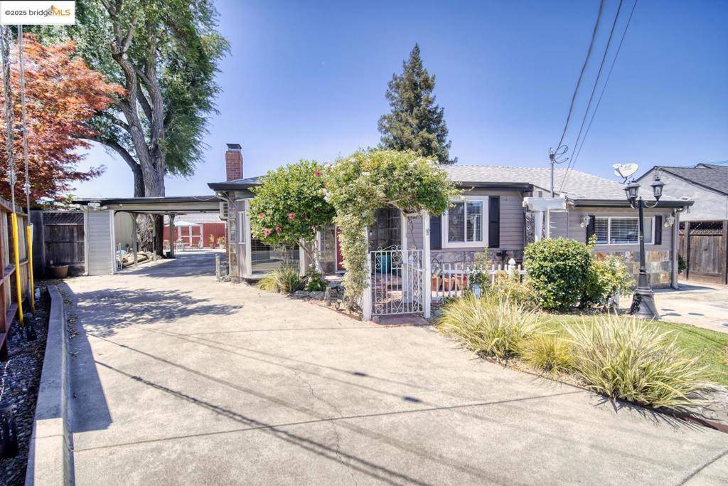 Concord, CA 94520,2821 Ponderosa  Drive