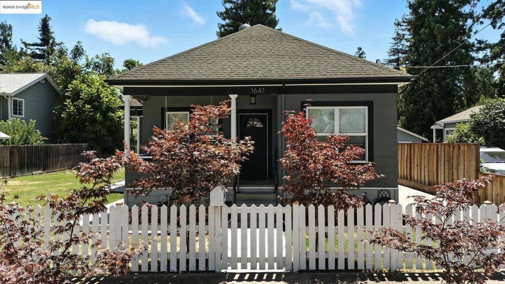 Napa, CA 94559,1647 B ST
