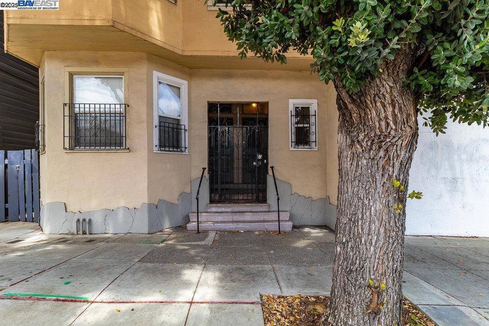San Francisco, CA 94114,3386 16th Street