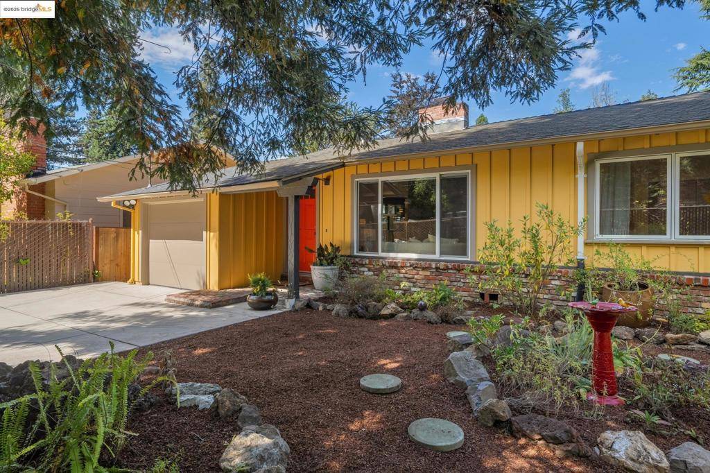 Oakland, CA 94611,196 Glenwood Glade