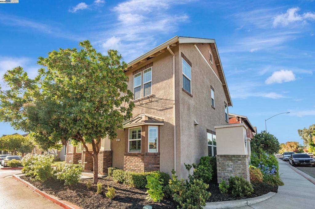 Livermore, CA 94551,5801 Flora Cmn