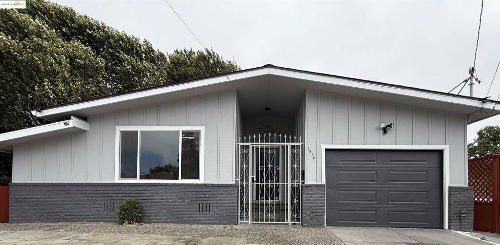San Pablo, CA 94806,1976 Van Ness St