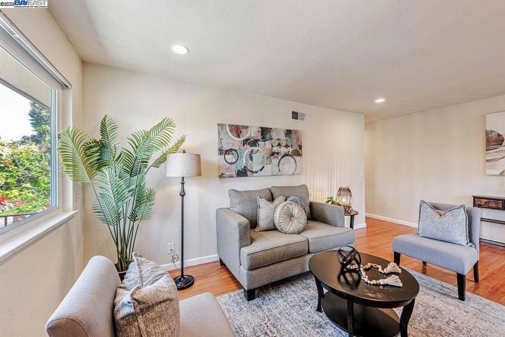 Union City, CA 94587,32632 Brenda Way