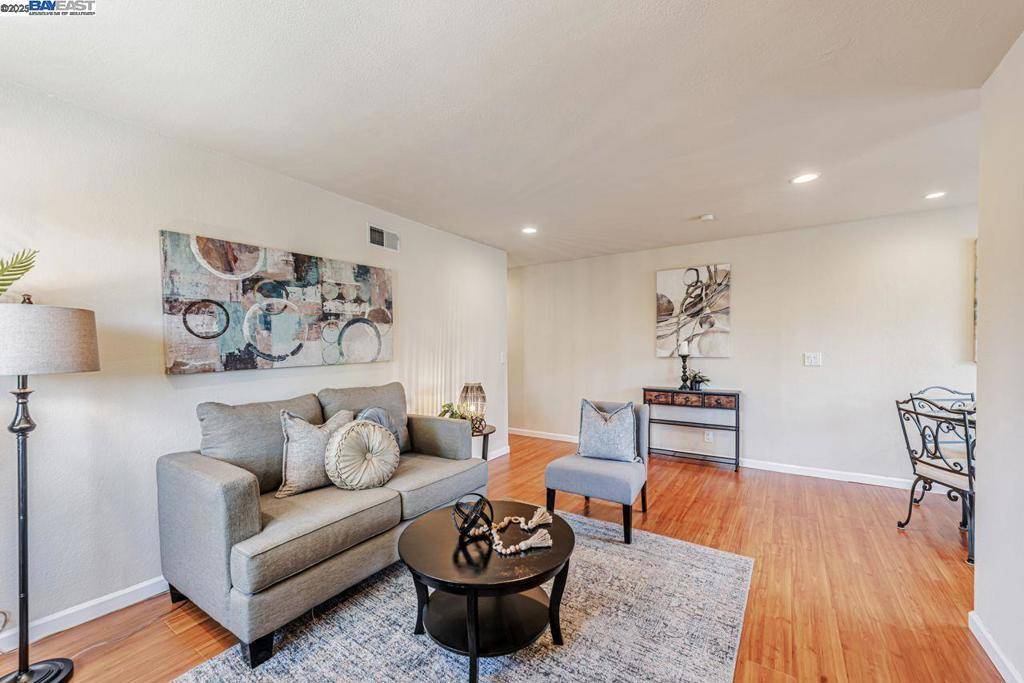 Union City, CA 94587,32632 Brenda Way