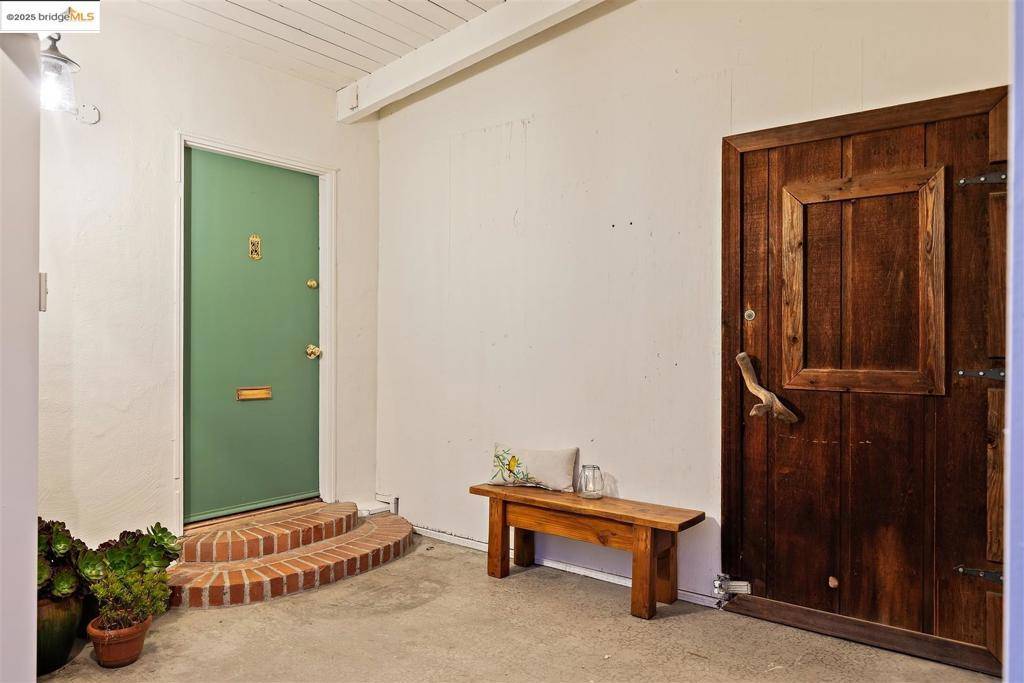 Richmond, CA 94803,2871 Stephen Dr