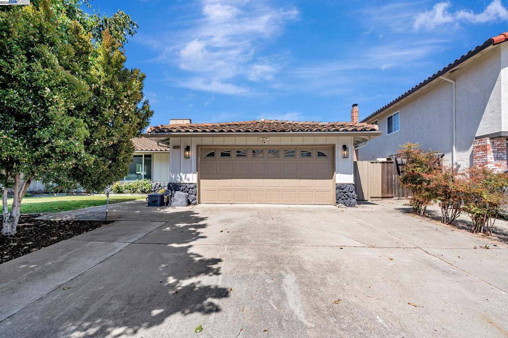 Union City, CA 94587,30703 Wainwright Ct