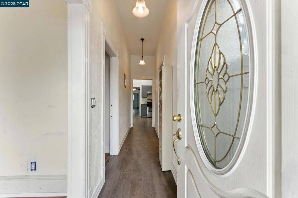 Oakland, CA 94608,2909 Union St