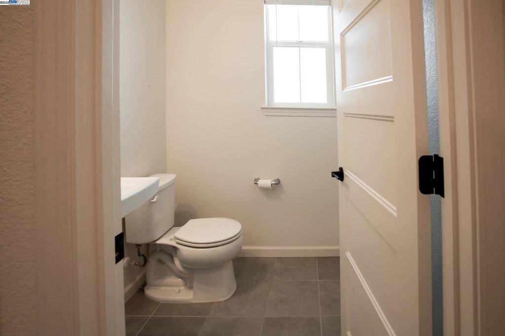 Vacaville, CA 95687,8000 Carpenter court