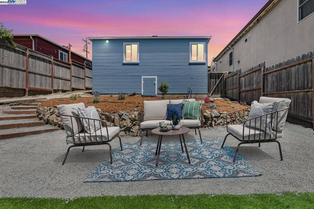 Richmond, CA 94804,1541 Merced Street