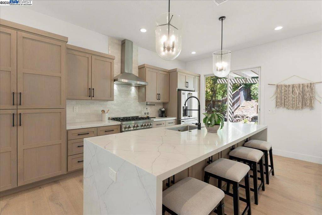 El Dorado Hills, CA 95762,3319 Besana Dr