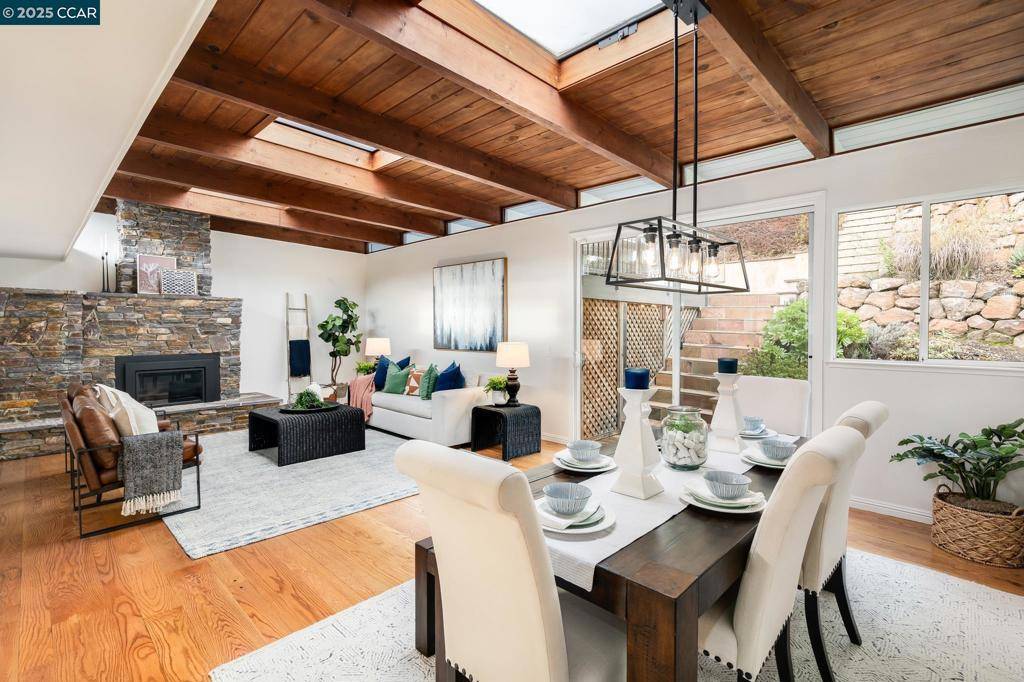 Orinda, CA 94563,231 Orchard Rd