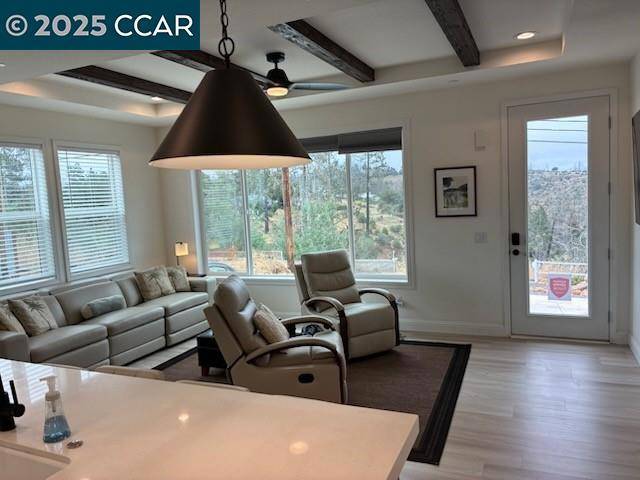 St Helena, CA 94574,630 Sunnyside Road