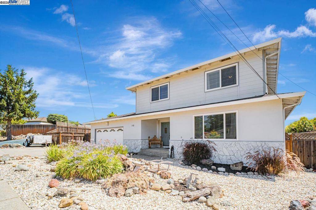 Castro Valley, CA 94546-2325,17824 Apricot Way