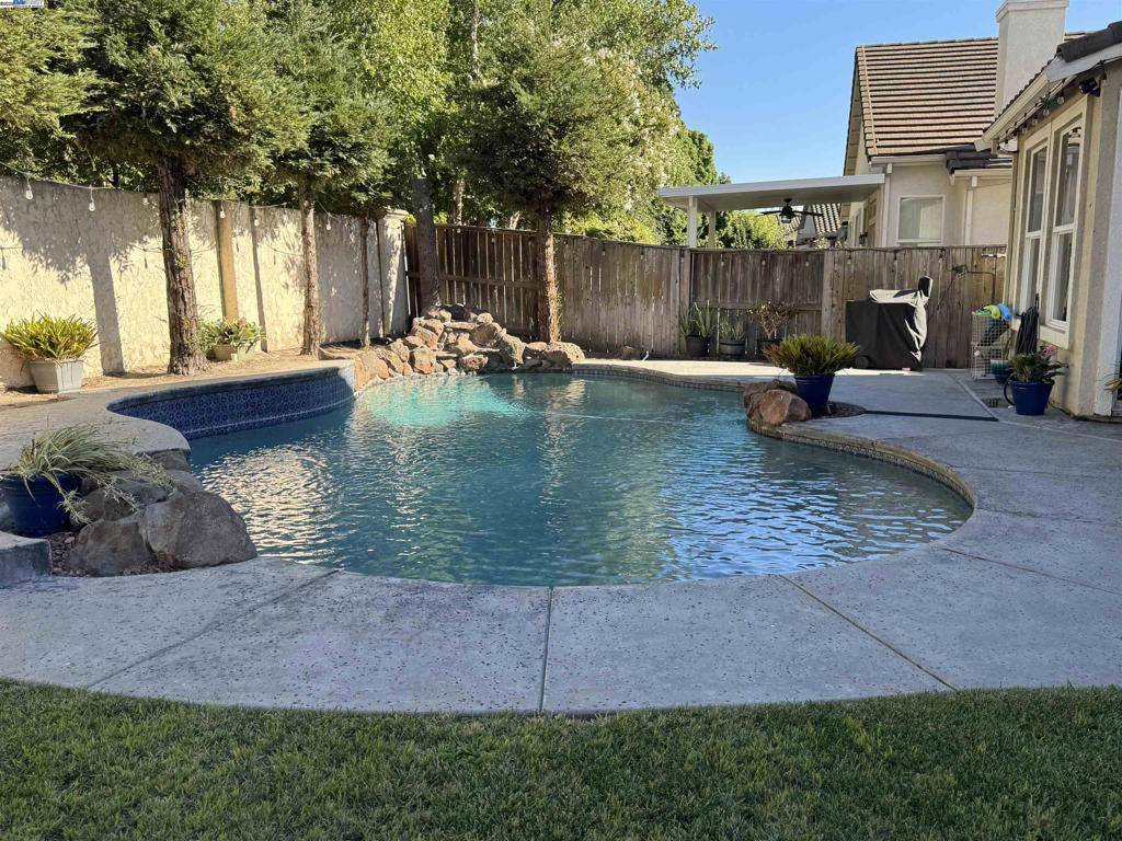Stockton, CA 95219-7118,10342 Mono Ct