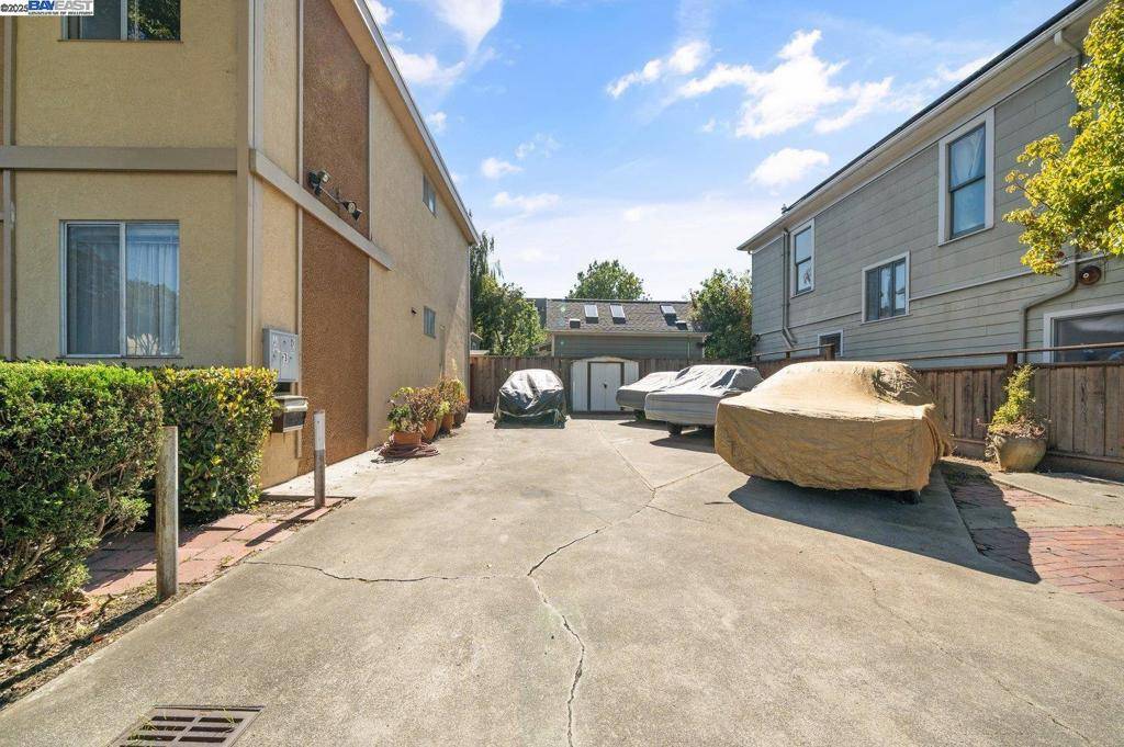 Berkeley, CA 94710,1738 7Th St