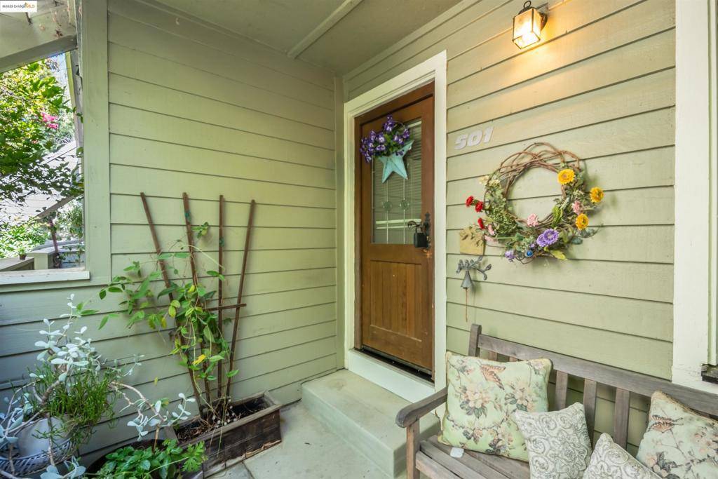 Pleasant Hill, CA 94523,500 Suntree Ln #501