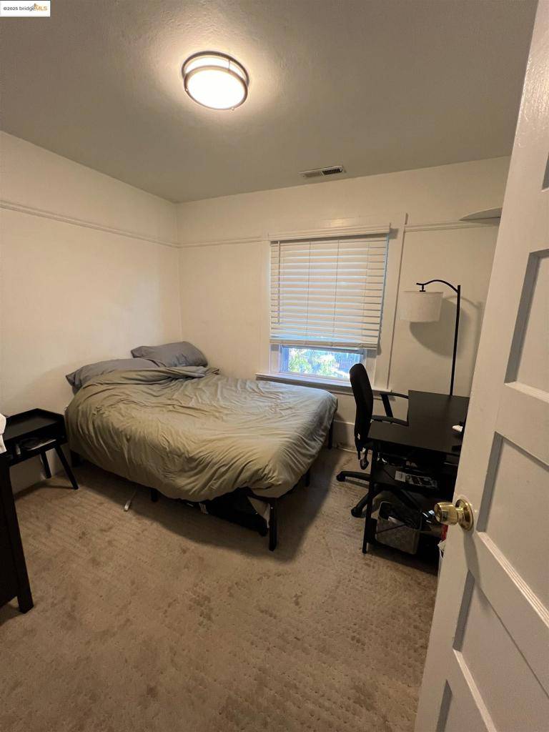 Berkeley, CA 94709,1941 CEDAR ST