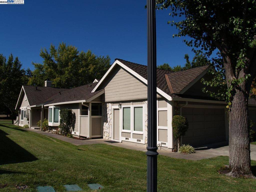 Danville, CA 94526,647 Doral Dr