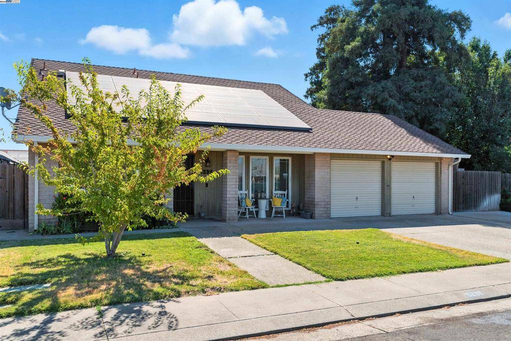 Manteca, CA 95336,6236 Choctaw Ct
