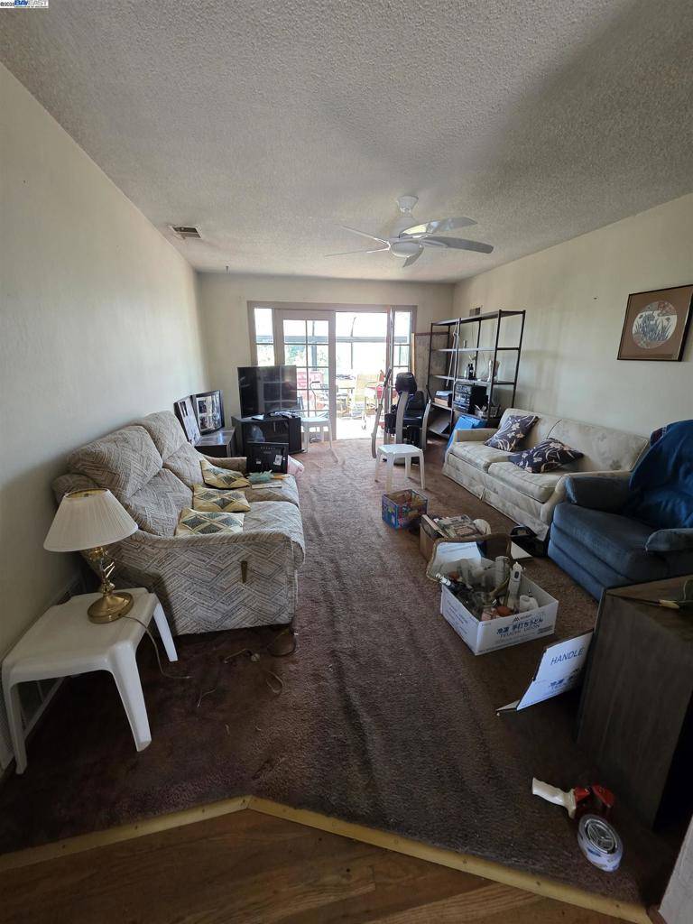 Hayward, CA 94545-4650,2255 CALTAPA WAY