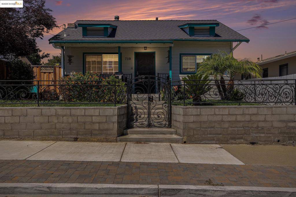 Antioch, CA 94509,710 D St