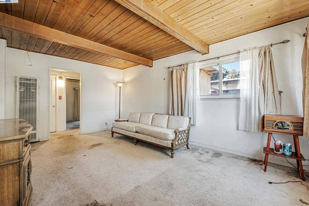 Newark, CA 94560,36815 Hafner St