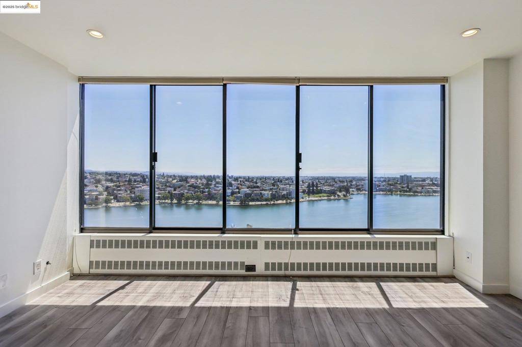Oakland, CA 94610,565 Bellevue Ave #1708