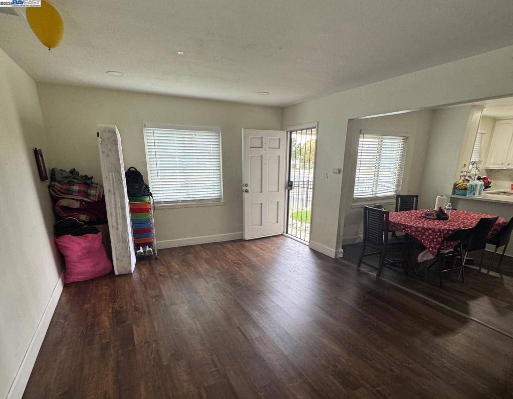 Hayward, CA 94541,21908 Victory Dr