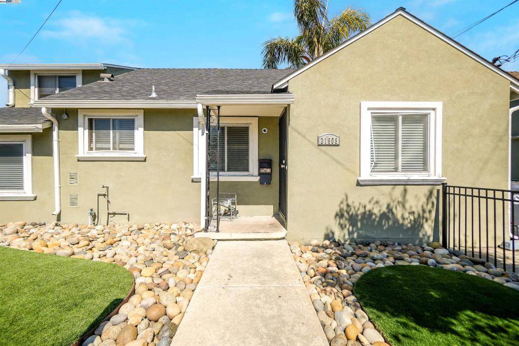 Hayward, CA 94541,21908 Victory Dr