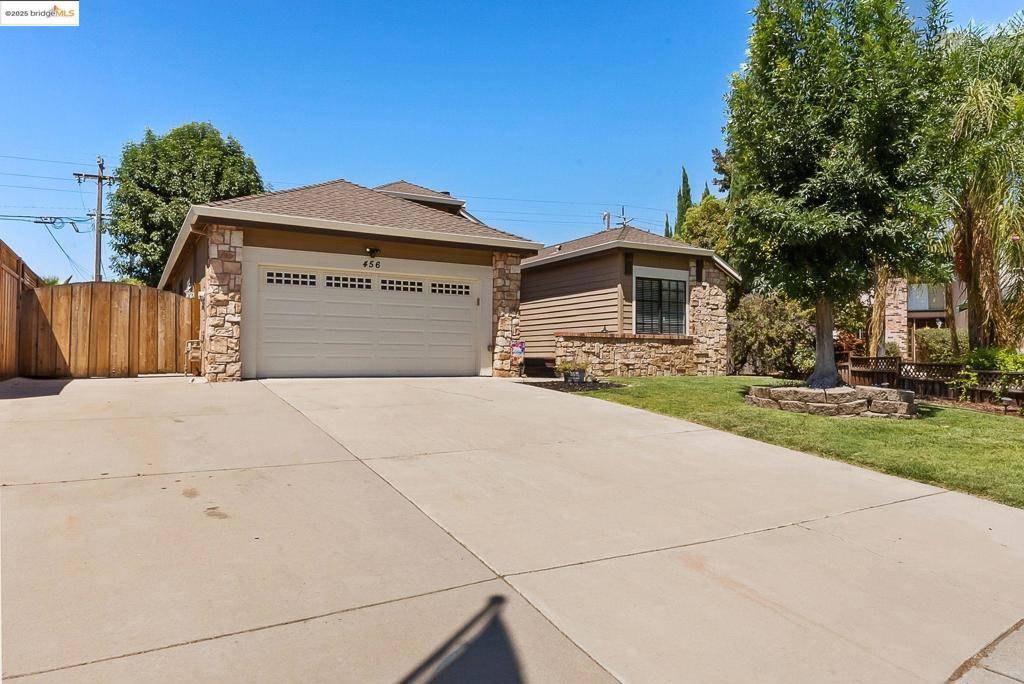 Oakley, CA 94561,456 Hazelnut Dr