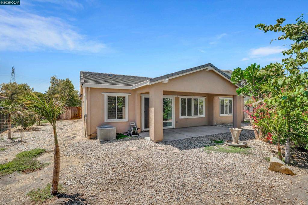 Oakley, CA 94561,1030 Clear Lake Dr