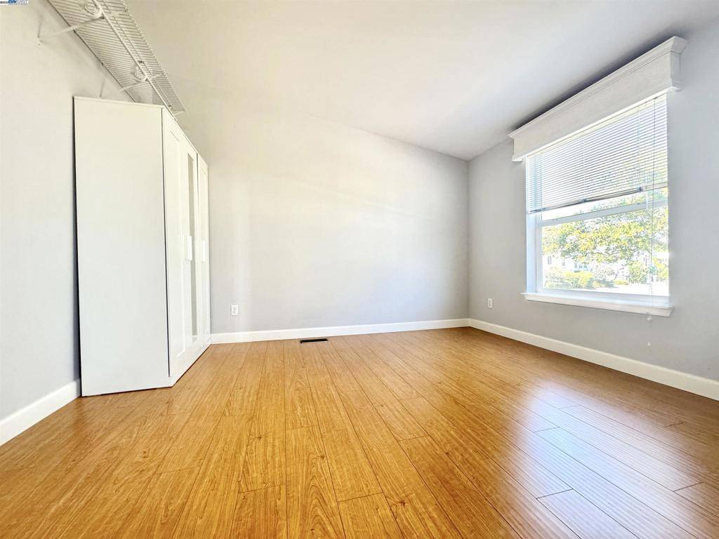 Sunnyvale, CA 94089,1225 Vienna Dr