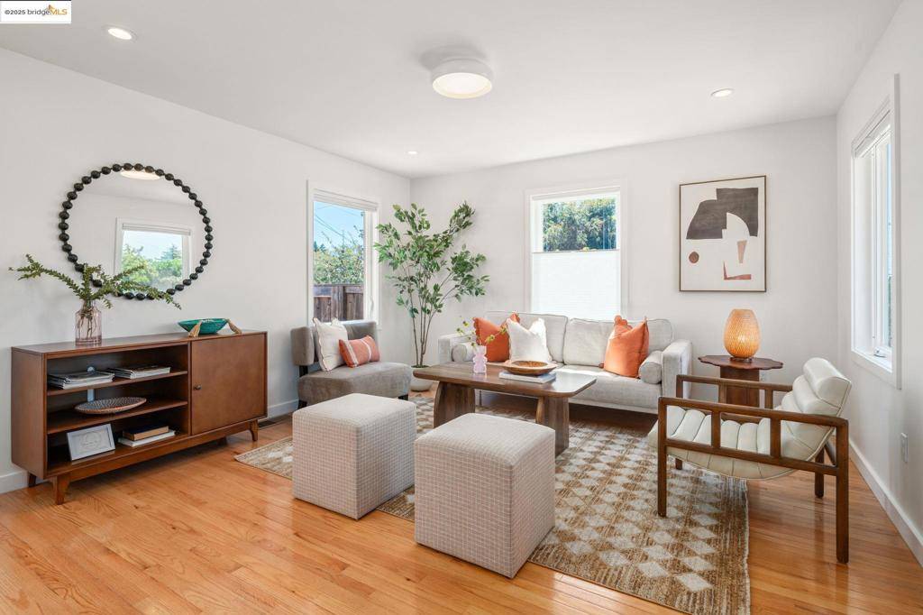 El Cerrito, CA 94530,6806 Gladys